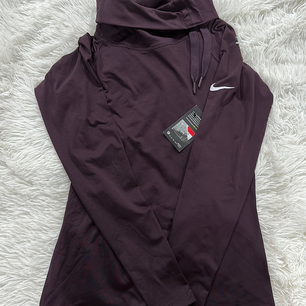 Nike women’s long sleeve
